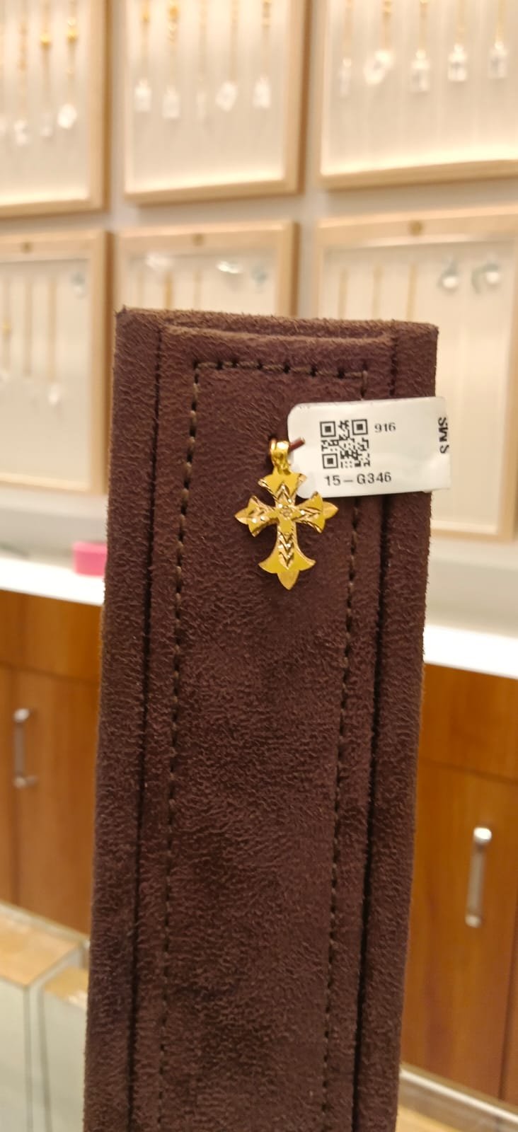 Cross Dollar